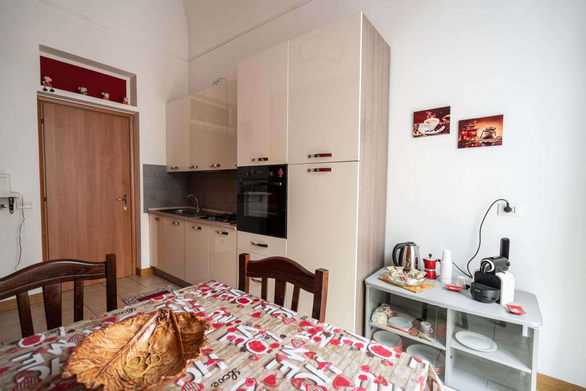 Plumeria - Vacanze In Centro A Palermo Zona Politeama Экстерьер фото